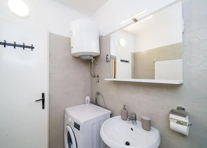 Marija Close To Old Town Apartament