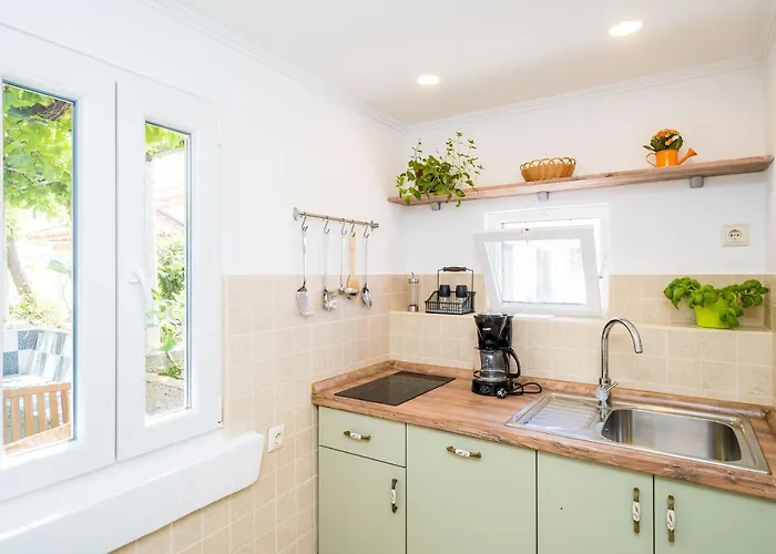 Marija Close To Old Town Daire